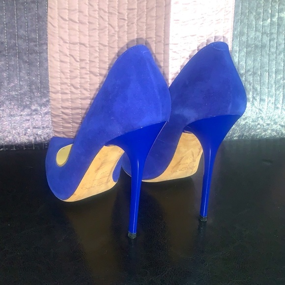 Blue Jimmy Choo Pumps (Authentic) EU 38 Best fit for sizes 7 or 7.5 US. - Picture 4 of 6